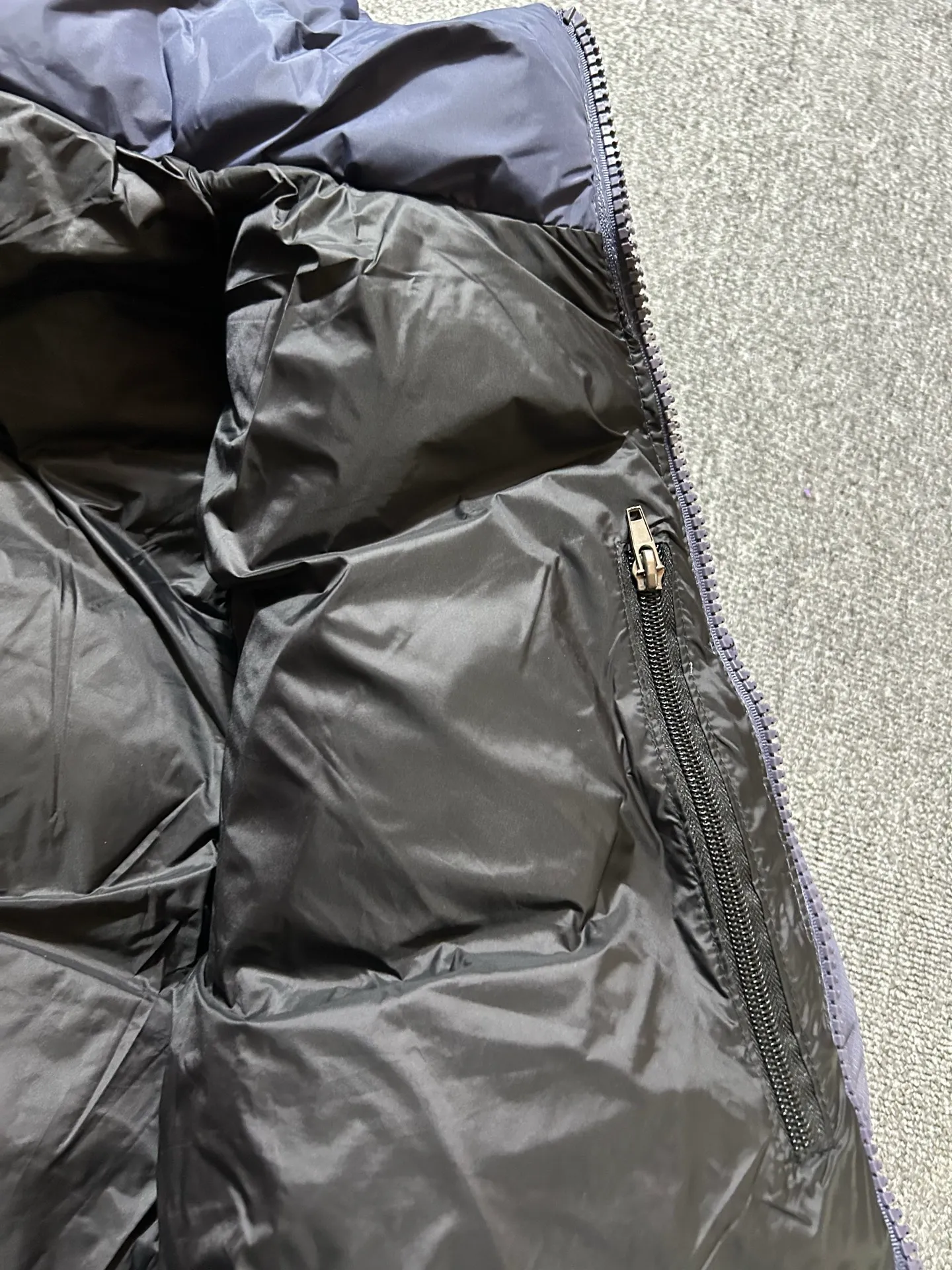 P430 000050 #FF2569 Polo Ralph Lauren FW25 logo down jacket with removable hood Size: M-XXL